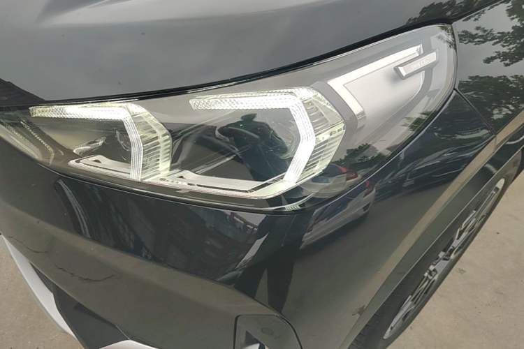 Used BMW X1 2023 sDrive25Li X Design Package Left Front Headlight