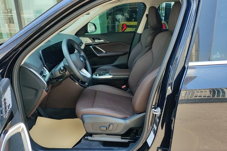 Used BMW X1 2023 sDrive25Li X Design Package Left Front Seat
