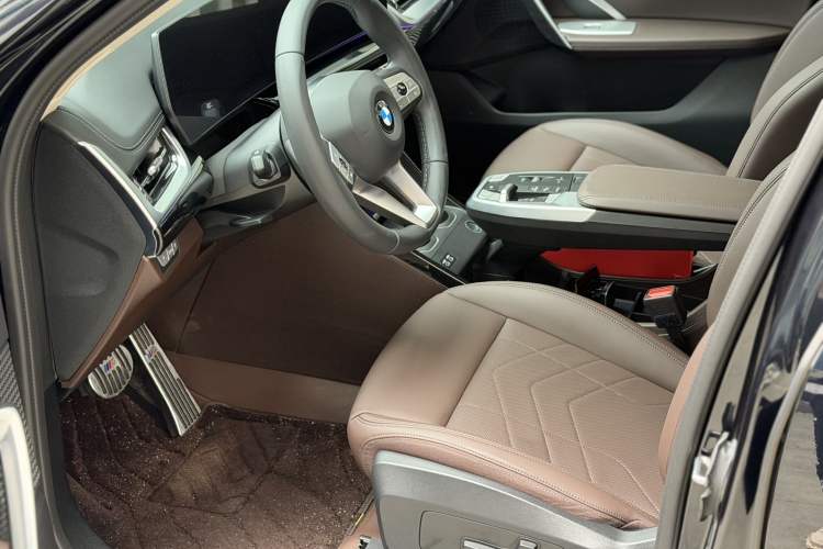 Used BMW X1 2023 sDrive25Li X Design Package Left Front Seat