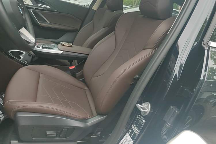 Used BMW X1 2023 sDrive25Li X Design Package Left Front Seat