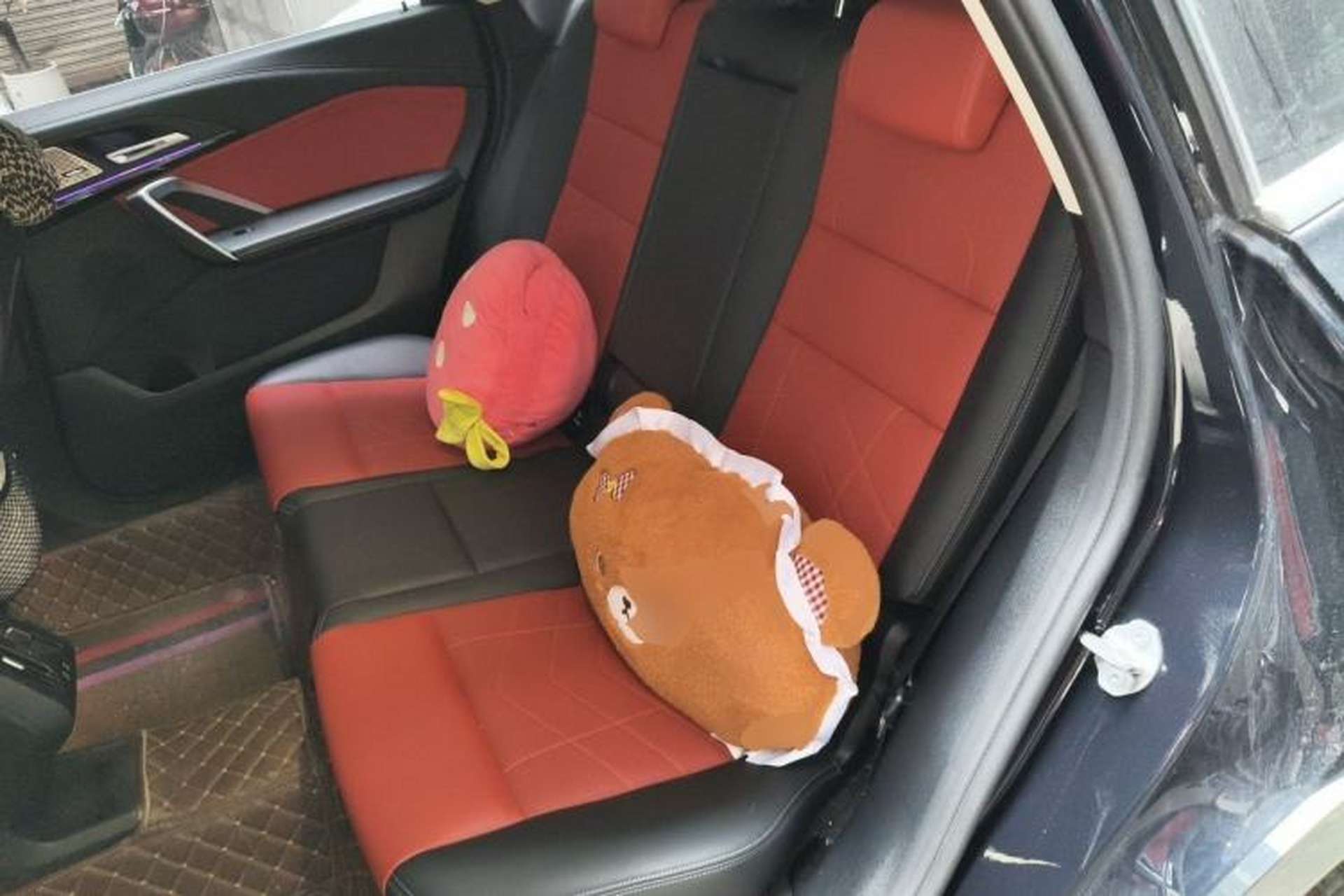 Used BMW X1 2023 sDrive25Li X Design Package Left Rear Seat