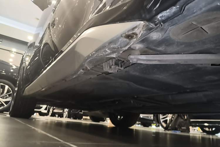 Used BMW X1 2023 sDrive25Li X Design Package Left Side Sill