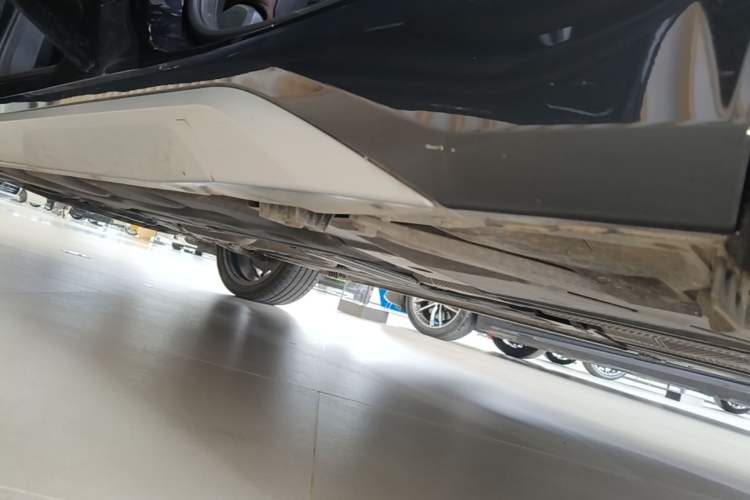 Used BMW X1 2023 xDrive25Li X Design Package Left Side Sill