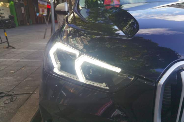 Used BMW X1 2023 sDrive25Li X Design Package Right Front Headlight