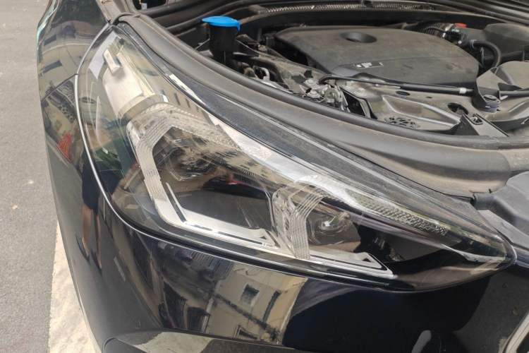 Used BMW X1 2023 sDrive20Li X Design Package Right Front Headlight