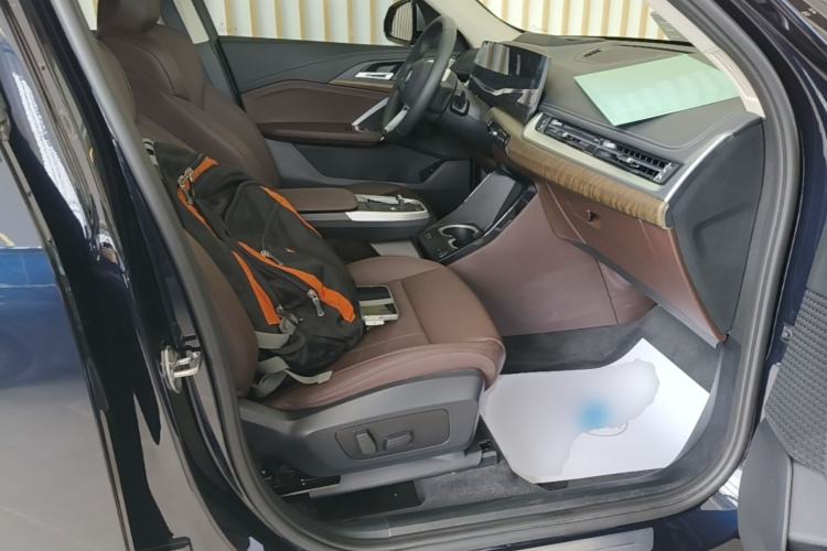 Used BMW X1 2023 xDrive25Li X Design Package Right Front Seat