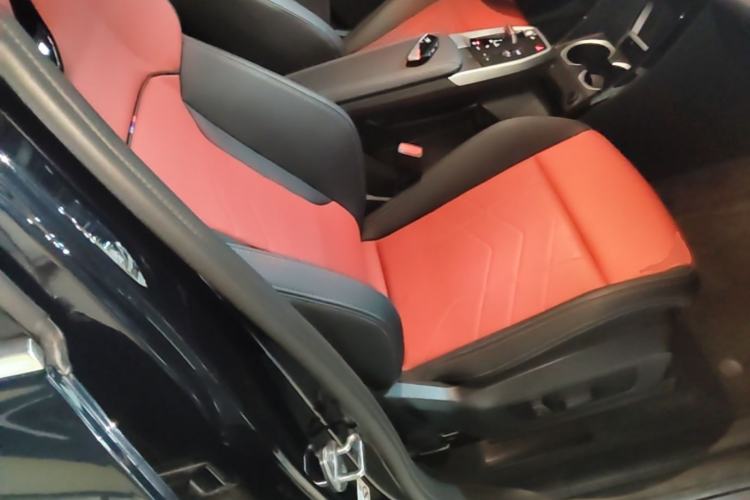 Used BMW X1 2023 xDrive25Li M Sport Package Right Front Seat