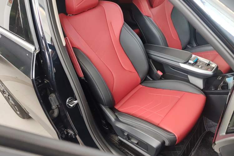 Used BMW X1 2023 sDrive25Li X Design Package Right Front Seat