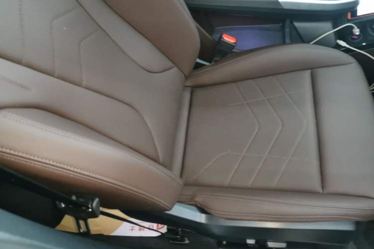 Used BMW X1 2023 sDrive25Li M Sport Package Right Front Seat