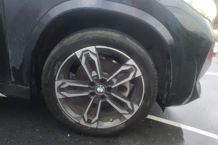 Used BMW X1 2023 sDrive25Li M Sport Package Right Front Wheel Hub