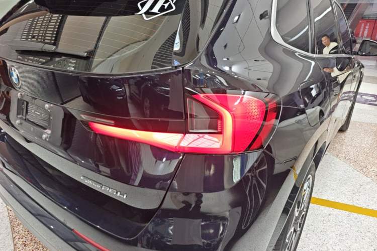 Used BMW X1 2023 sDrive25Li X Design Package Right Rear Taillight