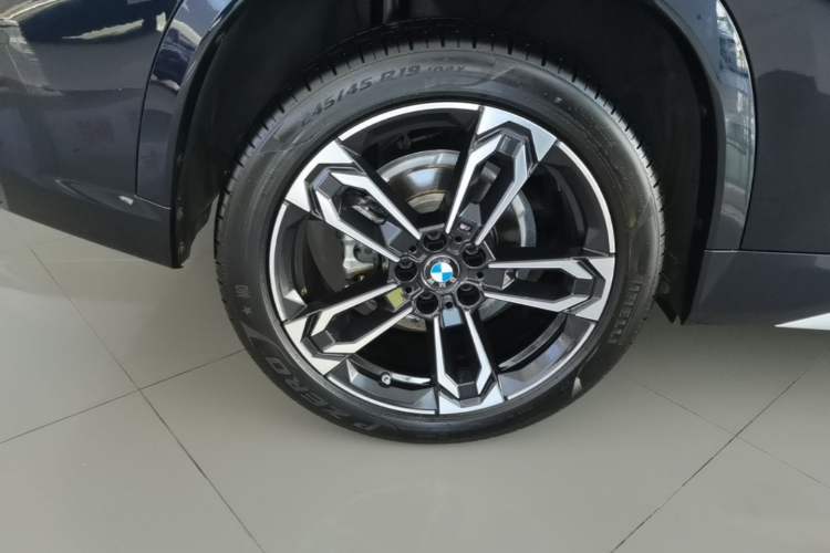 Used BMW X1 2023 sDrive25Li M Sport Package Right Rear Wheel Hub