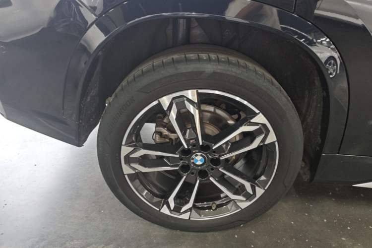 Used BMW X1 2023 sDrive25Li M Sport Package Right Rear Wheel Hub