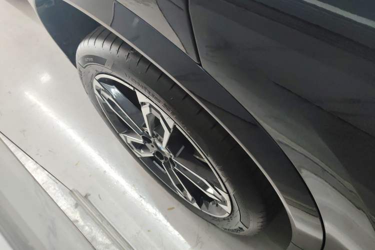 Used BMW X1 2023 sDrive25Li M Sport Package Right Rear Wheel Hub