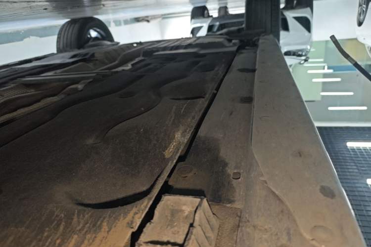 Used BMW X1 2023 sDrive25Li M Sport Package Right Side Sill