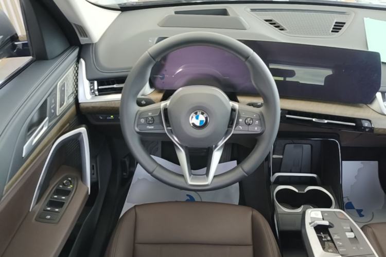 Used BMW X1 2023 xDrive25Li X Design Package Steering Wheel