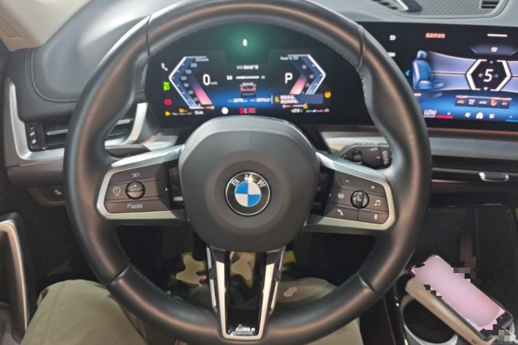 Used BMW X1 2023 sDrive25Li M Sport Package Steering Wheel