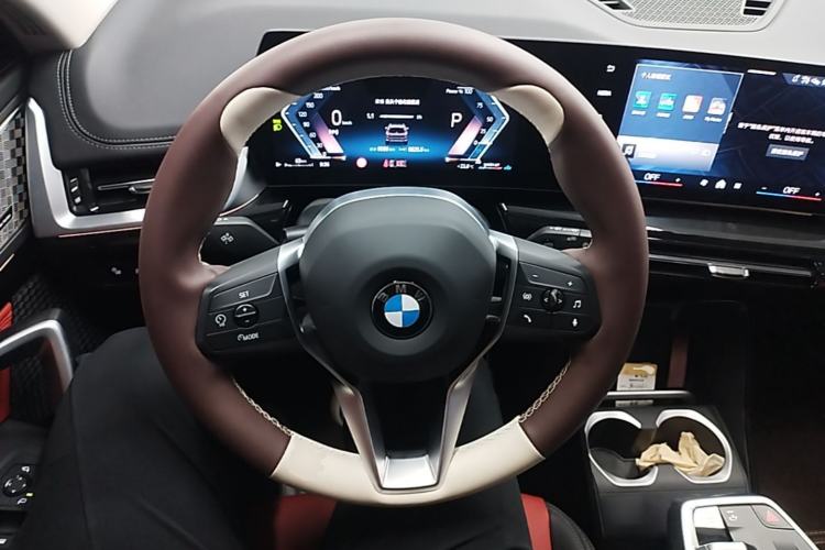 Used BMW X1 2023 sDrive25Li X Design Package Steering Wheel