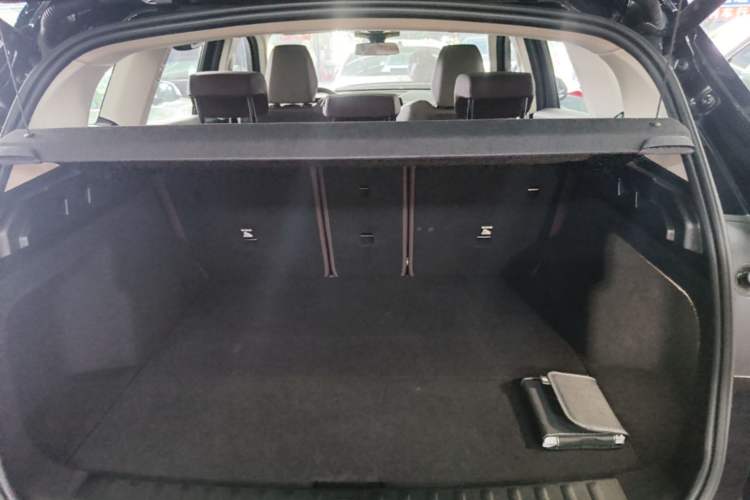 Used BMW X1 2023 sDrive25Li X Design Package Trunk