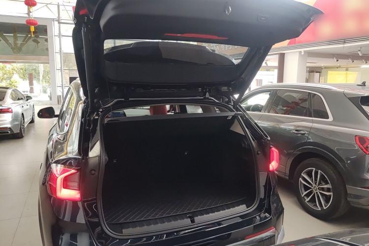 Used BMW X1 2023 sDrive25Li X Design Package Trunk