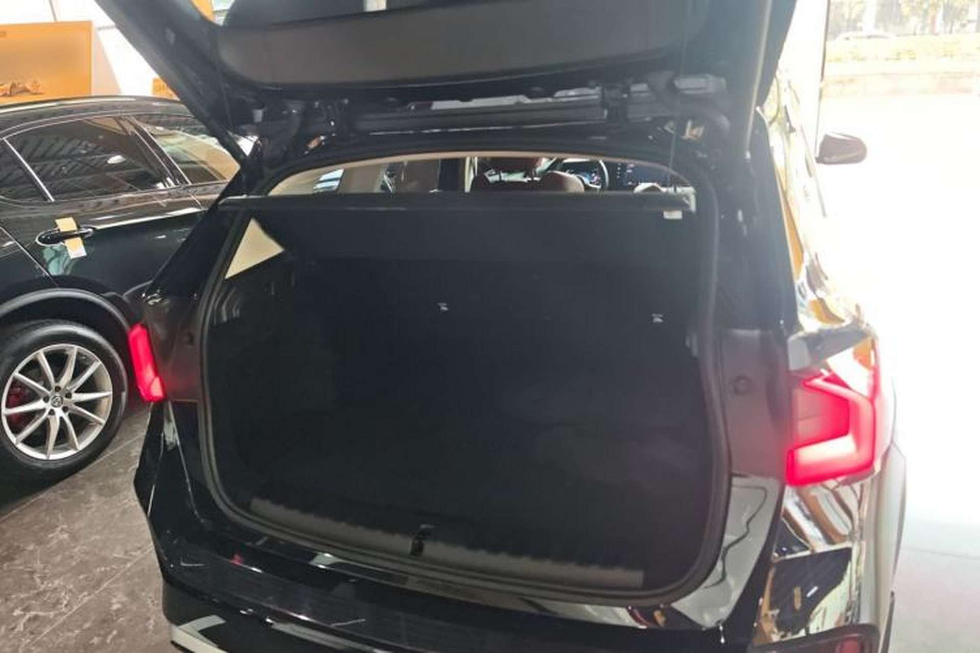 Used BMW X1 2023 sDrive25Li M Sport Package Trunk