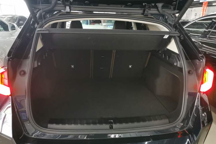 Used BMW X1 2023 sDrive25Li M Sport Package Trunk