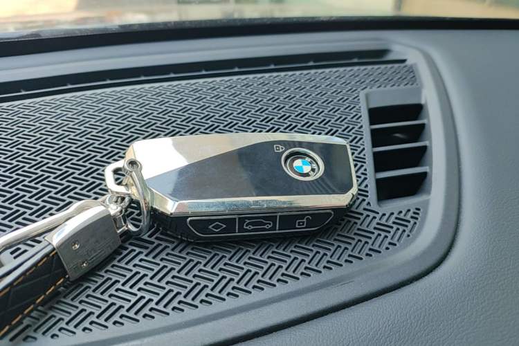 Used BMW X1 2023 sDrive25Li X Design Package Vehicle Key