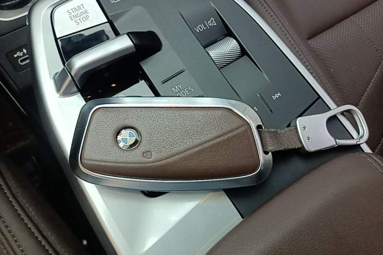 Used BMW X1 2023 sDrive25Li X Design Package Vehicle Key