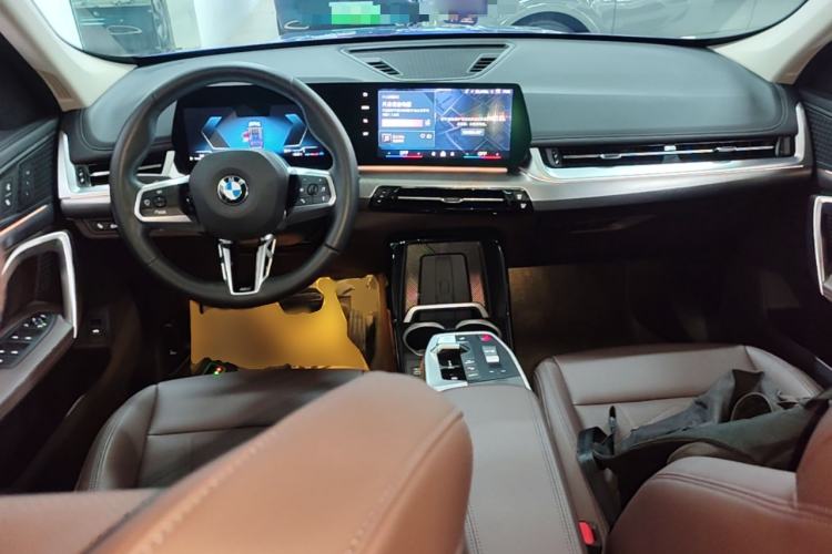Used BMW X1 2023 sDrive25Li M Sport Package Center Console