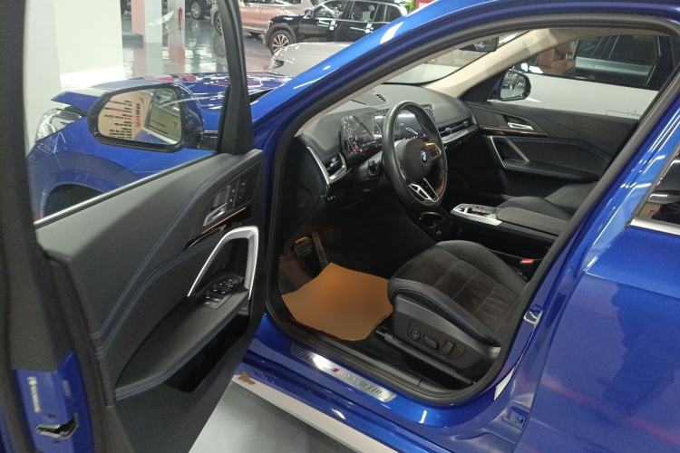 Used BMW X1 2023 sDrive25Li M Sport Package Driver Seat