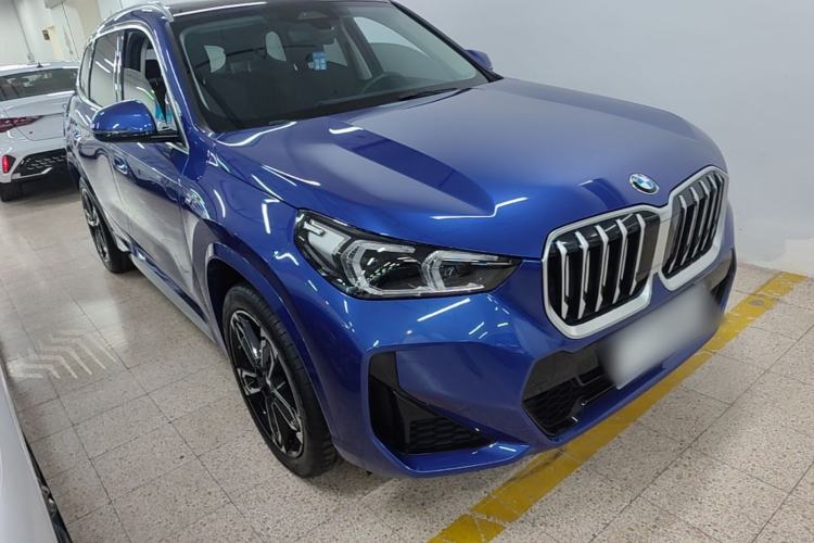 Used BMW X1 2023 sDrive25Li M Sport Package Front Right 45 Deg