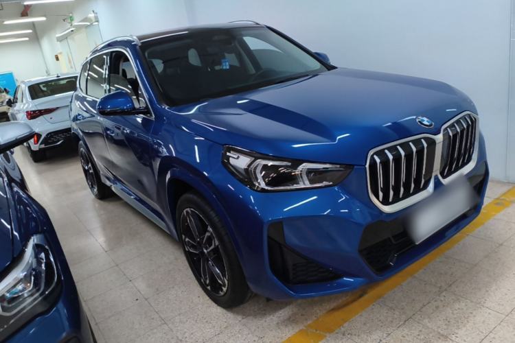 Used BMW X1 2023 sDrive25Li M Sport Package Front Right 45 Deg