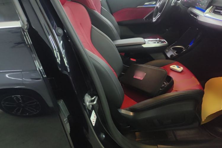 Used BMW X1 2023 sDrive25Li M Sport Package Right Front Seat