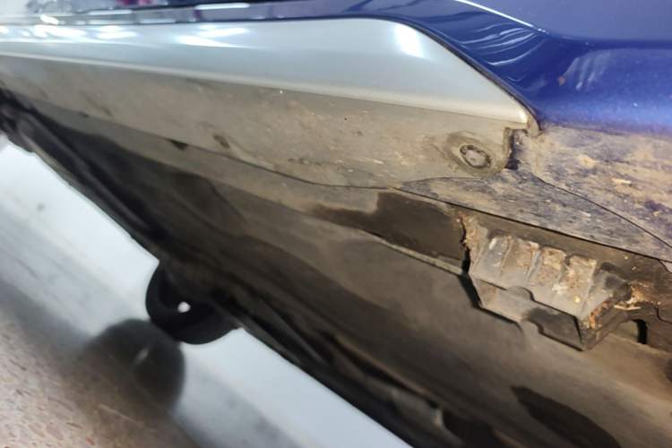 Used BMW X1 2023 sDrive25Li M Sport Package Right Side Sill