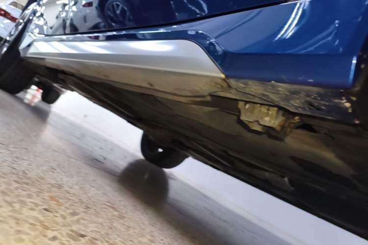 Used BMW X1 2023 sDrive25Li M Sport Package Right Side Sill