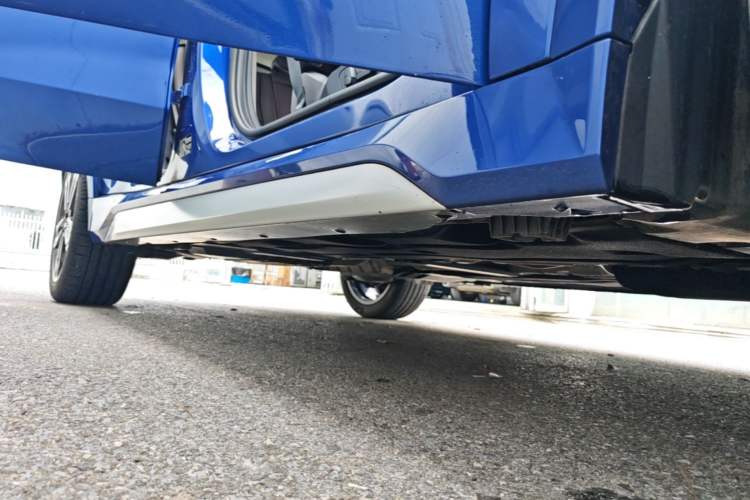 Used BMW X1 2023 sDrive25Li M Sport Package Right Side Sill