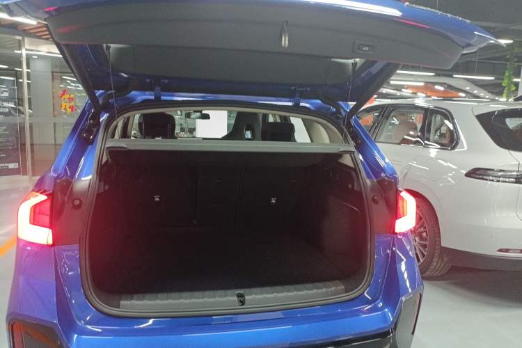 Used BMW X1 2023 sDrive25Li M Sport Package Trunk