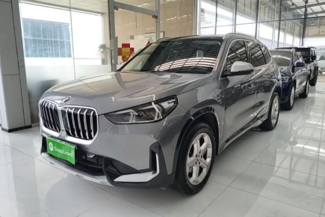 BMW X1 2023 sDrive20Li X Design Package مستعملة