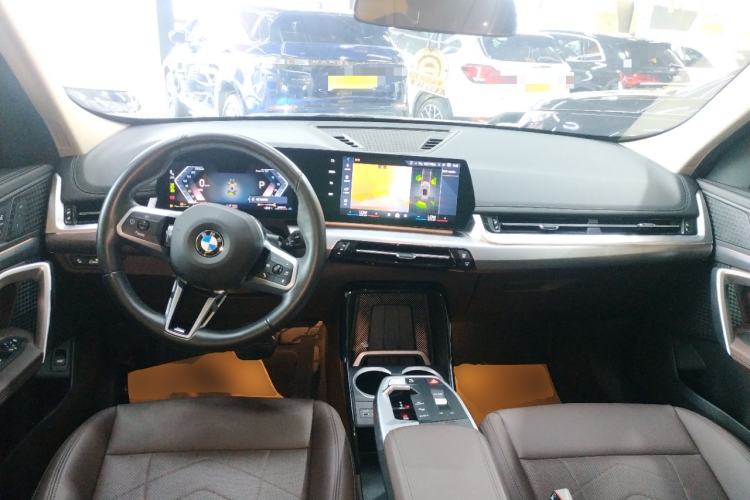 Used BMW X1 2023 sDrive25Li M Sport Package Center Console