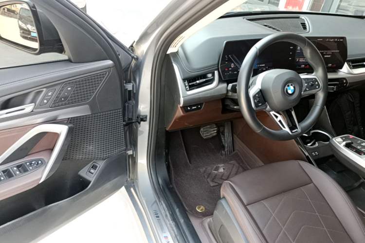 Used BMW X1 2023 sDrive25Li M Sport Package Driver Seat