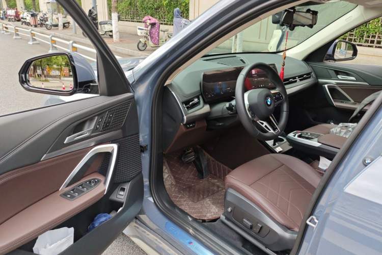 Used BMW X1 2023 sDrive25Li M Sport Package Driver Seat