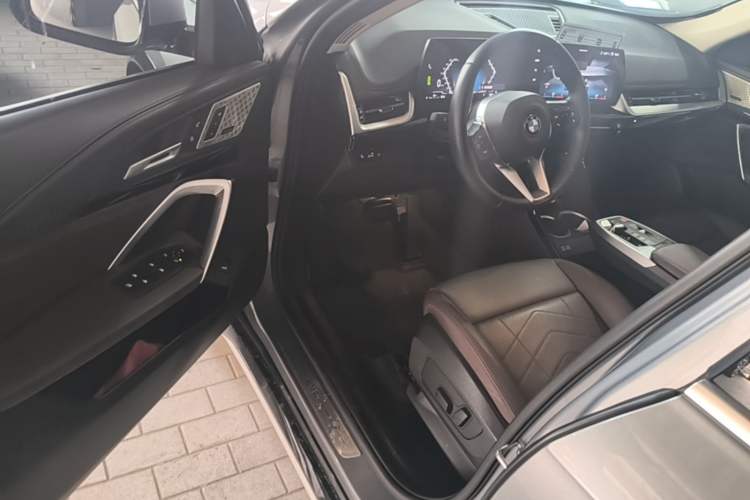 Used BMW X1 2023 sDrive25Li X Design Package Driver Seat