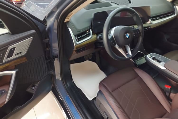 Used BMW X1 2023 xDrive25Li X Design Package Driver Seat