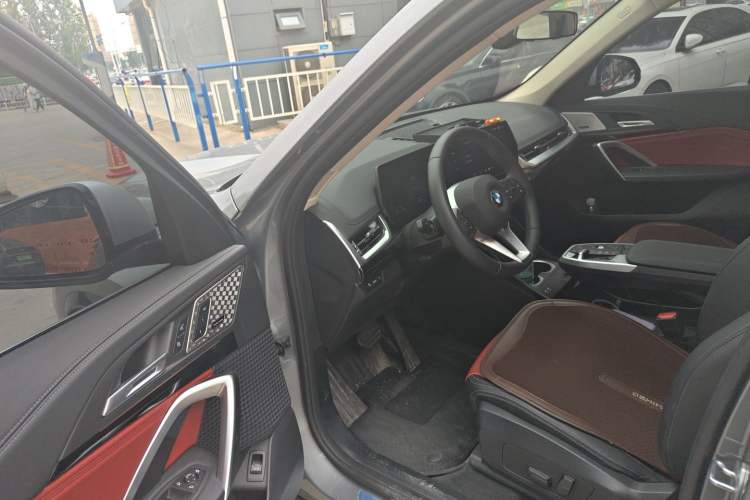Used BMW X1 2023 sDrive25Li X Design Package Driver Seat