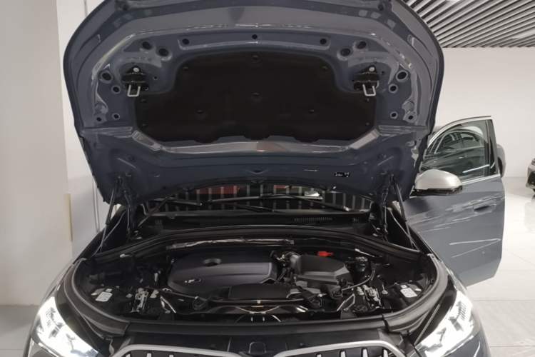 Used BMW X1 2023 xDrive25Li X Design Package Engine Bay