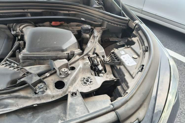 Used BMW X1 2023 sDrive25Li M Sport Package Engine Bay Left