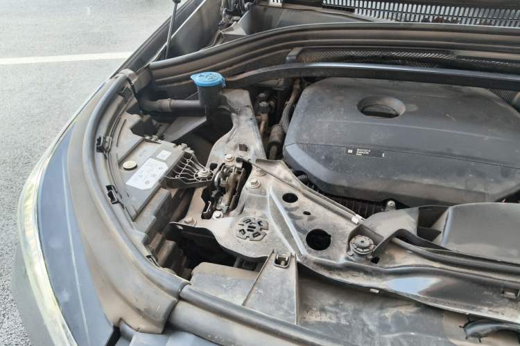 Used BMW X1 2023 sDrive25Li M Sport Package Engine Bay Right