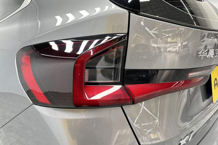 Used BMW X1 2023 sDrive25Li M Sport Package Exterior 8