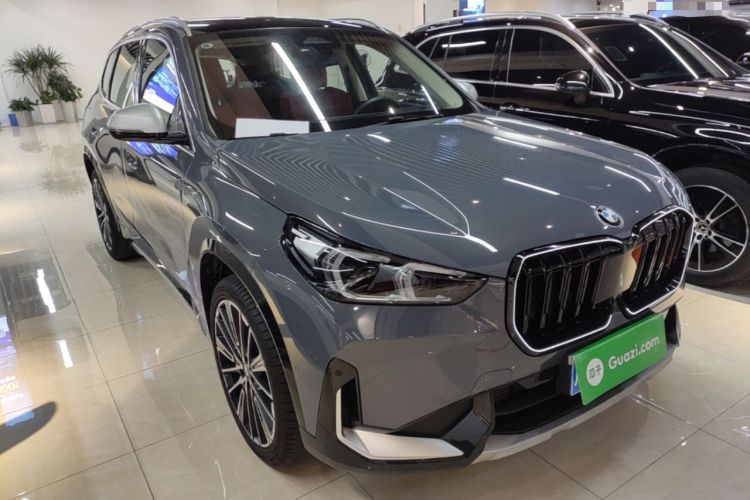 Used BMW X1 2023 xDrive25Li X Design Package Front Right 45 Deg