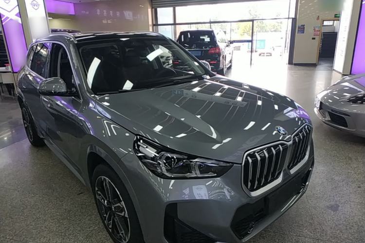Used BMW X1 2023 sDrive25Li M Sport Package Front Right 45 Deg